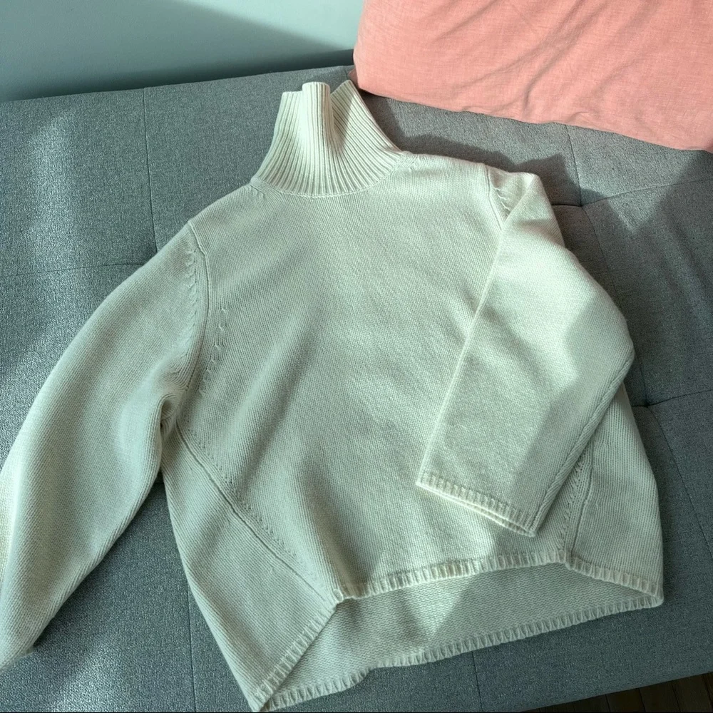 Toteme brand new white wool cashmere sweater - Picture 10 of 12